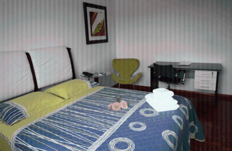 Cristal Executive Hotel Francisco Beltrao Phòng bức ảnh